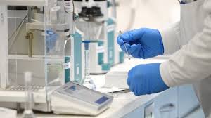 De eerste 80.000 spuitjes komen volgende week al aan. Belgie Kiest Voor Vaccin Van Astrazeneca De Tijd