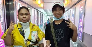 Kali ini dalam sebuah rancangan eksklusif yang diberi nama 'terlajak puteh, nampak?' bersama hos nombor 1 fine, memang dato' seri vida berusaha sedaya upaya untuk sampai ke tahap ini. Terlalu Rindu Cik B Dan Kacak Bekas Suami Datuk Vida Buat Tuntutan Hadanah Saya Terasa Hati Ada Hubungi Mereka Tapi Orang Lain Jawab Sensasi Mstar