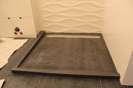 идея душевая кабина из плитки со сливом в полу фото Dushevaya Kabina Svoimi Rukami 99 Foto Osnovnyh Metodov Ustanovki Dushevye Malenkie Dushevye Plitka Dlya Dushevoj