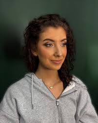 Savannah Mcknight's Instagram, Twitter & Facebook