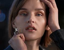 Faashion Socialcampaign Projects :: Photos, videos, logos, illustrations  and branding :: Behance