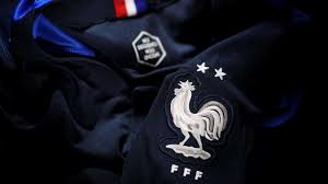 Nouveau maillot du psg le pro a 140 euros aillant déjà en ma possession le même maillot je le vend il est neuf sans étiquette jamais porté. Ou Sont Les Maillots 2 Etoiles De L Equipe De France