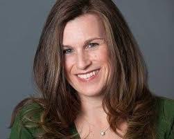 Leigh Dyer's Instagram, Twitter & Facebook