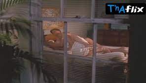 Free Lorraine Bracco Melons Scene in Traces Of Red Porn Video HD