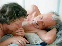 Sexualität jenseits der 65: „Ja, das Verlangen bleibt“