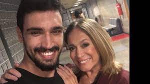 Novo namorado de susana vieira | cultura mix. Cenapop Susana Vieira Mostra Namorado Mais Novo De Cora Em Rede Social