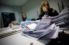 En las 13 regiones donde se desarrollará la elección, los votantes podrán sufragar de forma voluntaria.pero, ¿quiénes serán vocales de mesa? Fue Designado Vocal De Mesa Para Las Elecciones De Gobernadores Regionales Radios Regionales