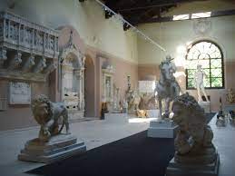 Il corso biennale di perfezionamento, presente nei locali del liceo artistico di firenze a porta romana nelle ex scuderie reali, è una proposta firenze: Liceo Artistico Di Porta Romana E S F Wikidata
