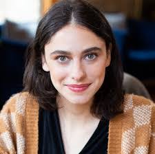 Melissa Ronning's Instagram, Twitter & Facebook