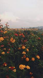 En este libro encontraras todas una guía de como ser aesthetic vintage, que es, fondos de pantalla, maquillaje. Aesthetic Landscape 90s Vintage Retro Aesthetic Wallpaper