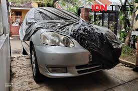 Bingung Pilih Cover Mobil Cek Dulu Bahan Pembuatnya