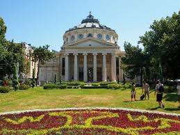 De asemenea, cei doi viceprimari beneficiază şi de indemnizaţia de 25%, ajungând lunar la 19.000 de lei, din care salariul de bază este 15.200 de lei. OraÈ™ul Din Romania Unde Se TrÄƒieÈ™te Cel Mai Bine ToÈ›i Romanii Vin Aici Pentru Un Salariu Mare Impact