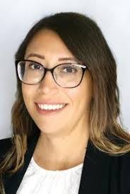 Amy Bever's Instagram, Twitter & Facebook