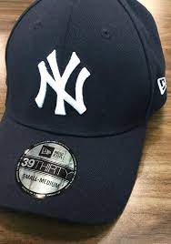 New Era New York Yankees Mens Navy Blue Game Team Classic Flex Hat In 2021 New York Yankees Blue Game New York Yankees Game