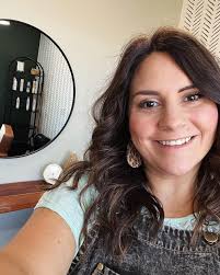 I'm back….. part time! Holler if you need me, keep in mind I am officially  booking for the holidays too! 🤍 Call or Text 314-808-0569 Starting  November 1st I will have: ✨New