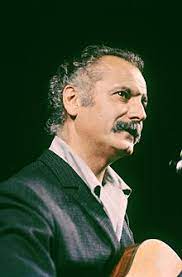 On jasait de l'assainissement des finances publiques, mais pas de nos rivières les veines de pétrole piquées de partout s'arriment à ces larmes qui accostent mes joues ya pas d'autochtones dans ma. Georges Brassens Wikipedia