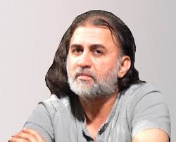 He went on to become famous as an investigative. Quwrz9mudsr 2m