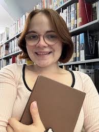 Damion Wallace's Instagram, Twitter & Facebook