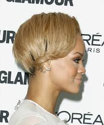 Counting on the sort, pixies differ from as temporary as a half inch in some places to 2 or three inches prolonged in others. Rihanna Short Straight Golden Blonde Undercut Hairstyle