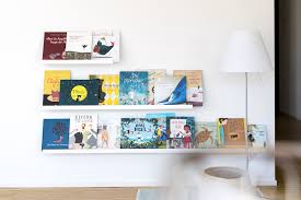 Ob bücher, spielfiguren oder aufbewahrungsboxen: Bucherregal Kinder Ikea Hack Und Unser Bucherregal Nach Montessori