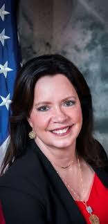 Kerri Dodson's Instagram, Twitter & Facebook