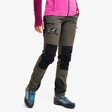 Learn how to measure for sizing success before ordering our hiking, trekking and other outdoor activity clothes. Nordwand Pants Women Jetblack Revolutionrace