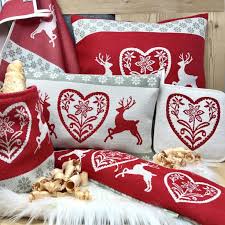 Rivestimento capitonne fai da te. Cervi E Cuore Cuscino Cirmolo Stile Tirolese Montagna 100 Cotone 22 X 35 Cm Colore Rosso Gaidra Arredamento Baita Di Montagna Cuscini Arredamento Di Montagna