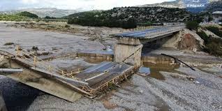 Εγκαινιάστηκε η νέα γέφυρα του ποταμού μάκαρη στη ρόδο Kakokairia Sth Rodo Sygklonistikes Eikones Apo Th Gefyra Poy Kophke Sta Dyo Ellada Iefimerida Gr