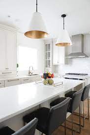 Sorry, het lukte ons niet om deze listing te vertalen naar het nederlands. White And Gold Island Light Pendants Transitional Kitchen