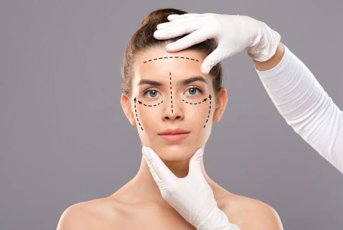Endolift vs. Traditional Facelifts
