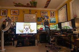 Still worried about combining the workspace with the bedroom? My Gaming Room Battlestations