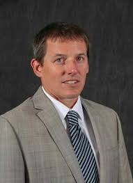 Vroman succeeds Hayes as MTSU track coach