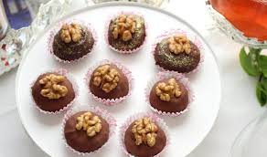 Pour Preparer Gateaux Aux Noix Dans Un Recipient Melanger Ensemble Les Amandes Moulues Finement Les Noix Moulues Gateau Aid Creme Pour Gateau Alimentation