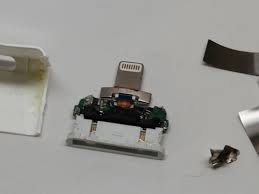 Apple S Lightning To 30 Pin Adapter Torn Apart Reveals Several Chips And Copious Glue Macrumors
