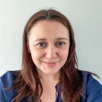 Tessa Stuart's Instagram, Twitter & Facebook