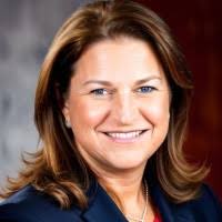 70+ "Julia Akers" profiles