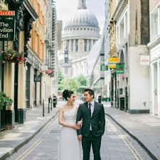 Classy Couple On The Streets Of London Photographer Nicholas Lau City London Uk Link Http Www Onethreeonefour Com Listing Nicholaslauphotography Oneth