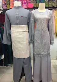 Kisah cinta akim dan stacy sudah pun diketahui satu malaysia. Baju Raya 2018 Gaun Batik Pakaian Modern Model Pakaian Wanita
