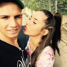 Heiß, heißer, sarah lombardi (26)! Sarah Lombardi Das Sagt Ihre Oma Zu Den Fremdgeh Geruchten Gala De