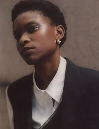 DSCENE STYLE STORIES: Transit Quest by Julia Sariy