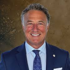 UT Announces Largest Endowment of a Named Athletics Director Position