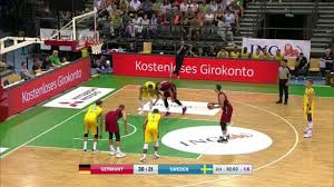 De gjorde inte mål på de tre sista matchen och vann bara en bortamatch. Sverige Svensk Basket