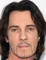 Who is Geraldine Edwards dating? Geraldine Edwards boyfriend, husband