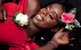 Beauty Maria Pro ја промени насловната...