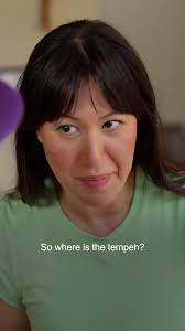 Have you ever tried a Korean rice cake? Elin Kim an artist and cake maker,  and Jenny Lee from Siroo Rice Cake Cafe talk us through what they are and  when they