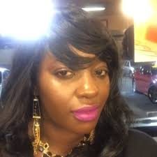 Lele Moore (@lelethebarbie82)