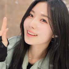 Tori Camp's Instagram, Twitter & Facebook