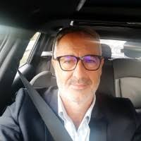 300+ profils pour “Bernie”