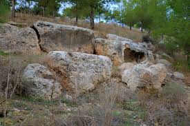 Adullam - the caves where David hid - BibleWalks.com