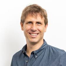 Robin Geisler's Instagram, Twitter & Facebook